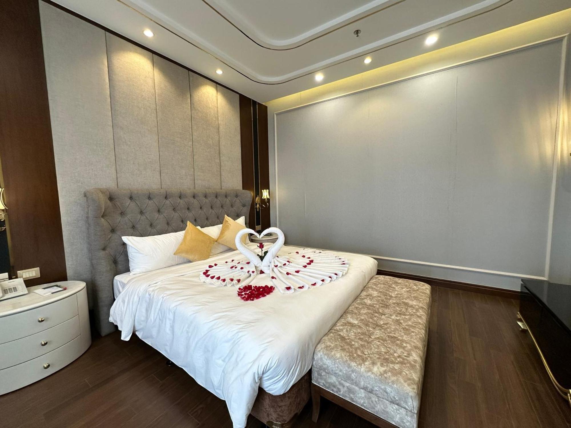 Kinh Bac Palace Hotel Bắc Ninh Exteriör bild