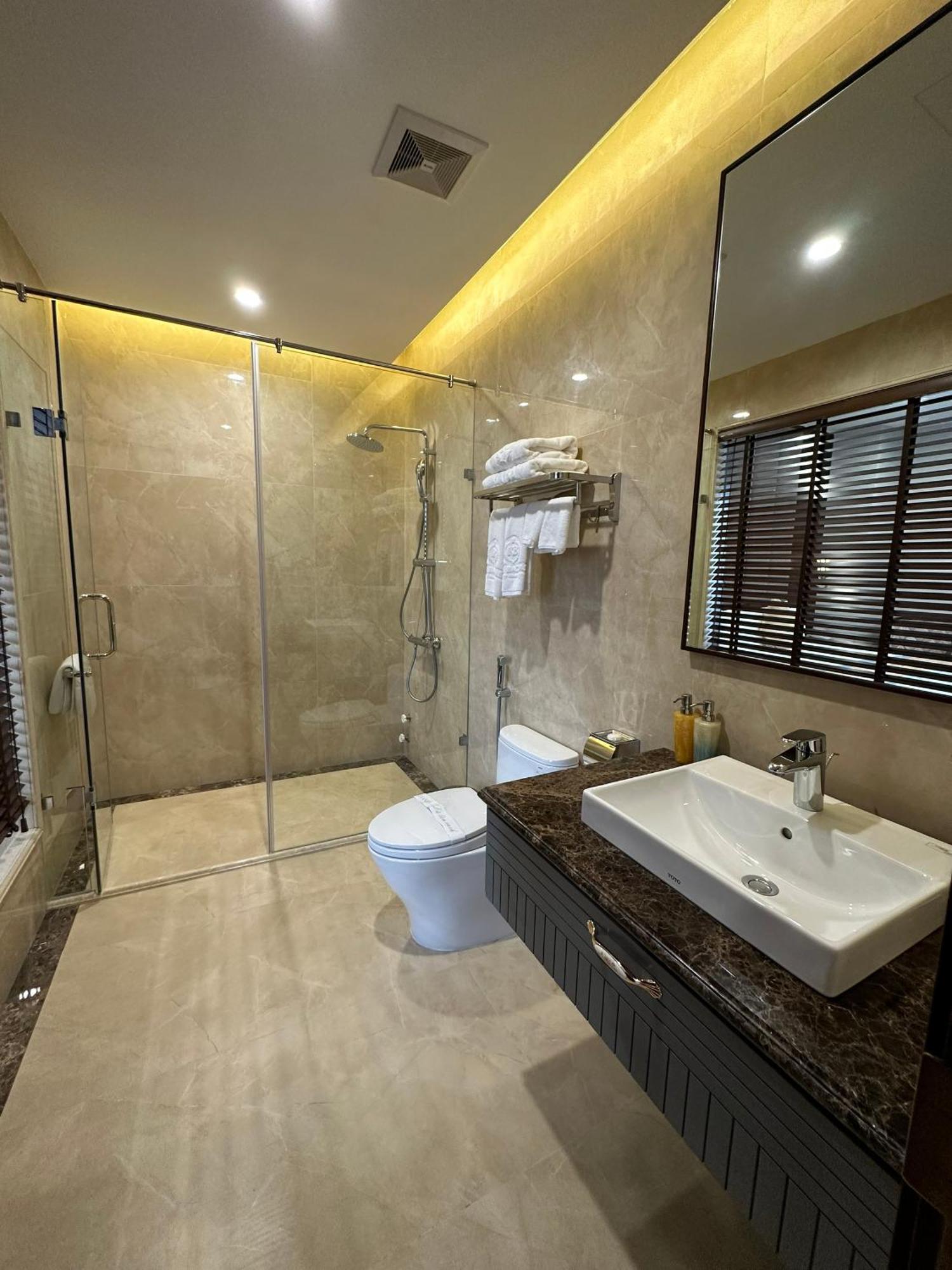 Kinh Bac Palace Hotel Bắc Ninh Exteriör bild